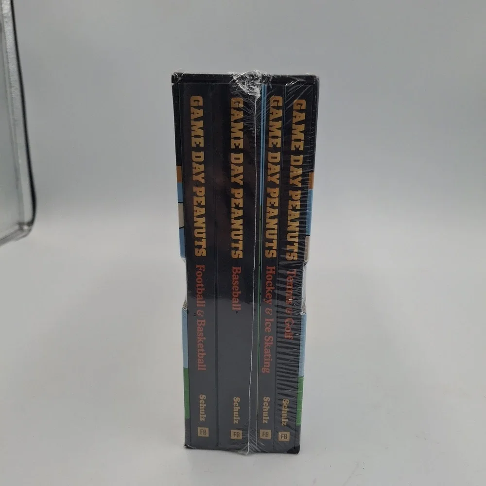 Game Day Peanuts 4 Book Box Set‎ Sports Comic Charles Schulz Fantagraphics NEW